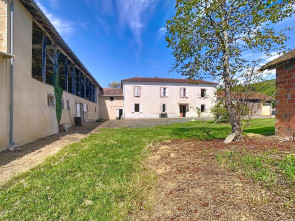 Maison en vente &agrave; Mirande /  230 m&sup2;